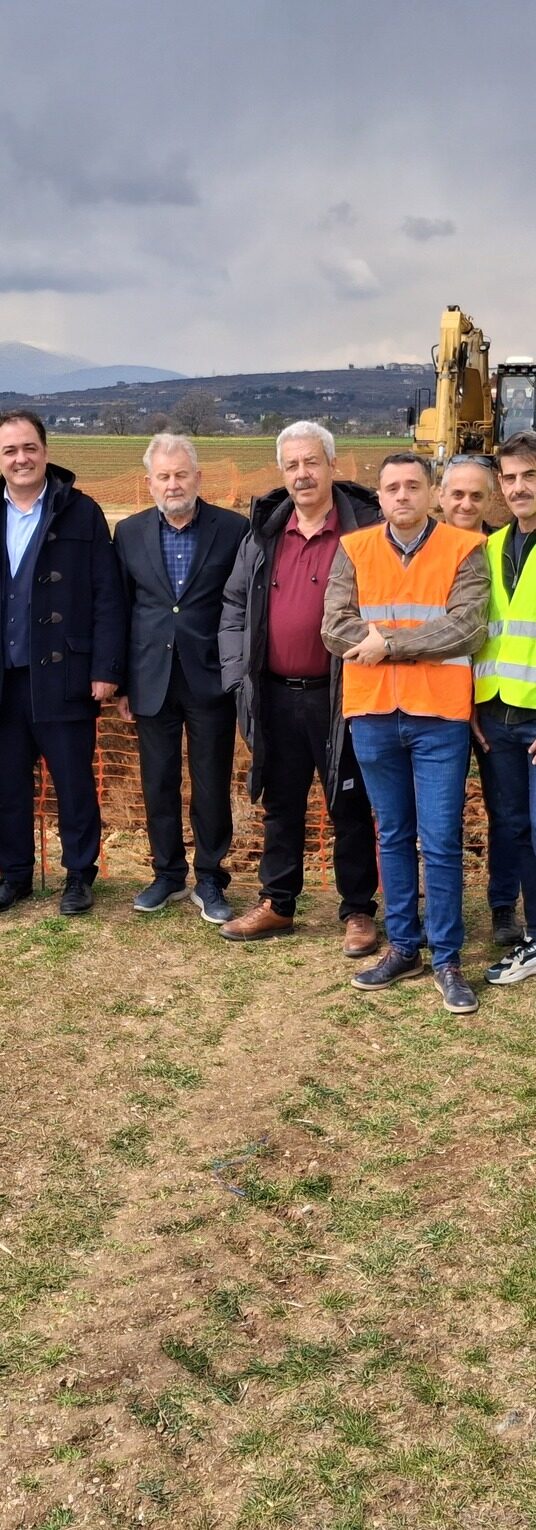 Δήμος Κοζάνης: Η νοτιοδυτική πλευρά της πόλης της Κοζάνης θωρακίζεται αντιπλημμυρικά – Ξεκίνησε το μεγάλο έργο της ΔΕΥΑΚ – Στο σημείο των εργασιών ο Δήμαρχος Γιάννης Κοκκαλιάρης